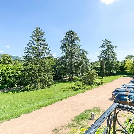 Sejourner Au Chateau De La Roue Grand Apartment *