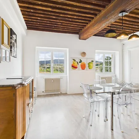 아파트 Sejourner Au Chateau De La Roue Grand 160 M2